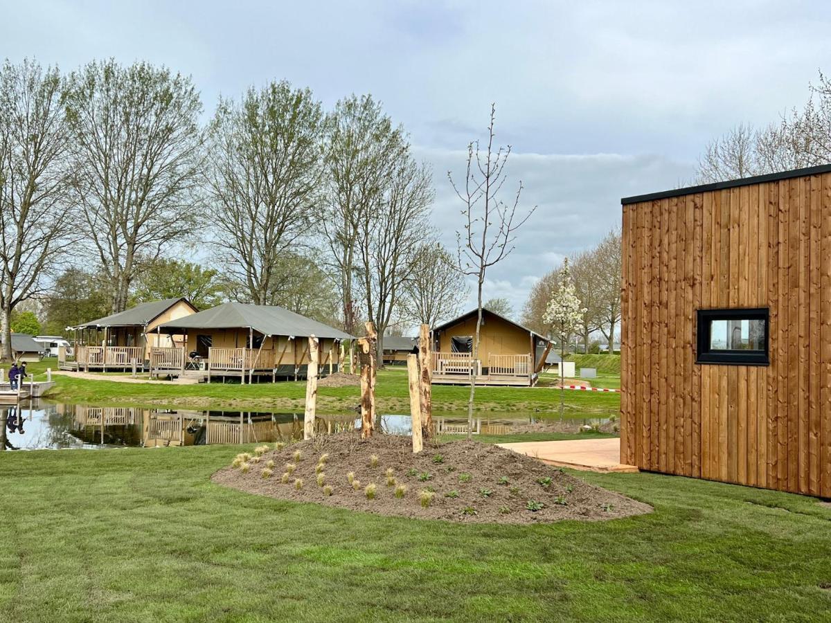 Tiny House Hotel Kesteren Buitenkant foto